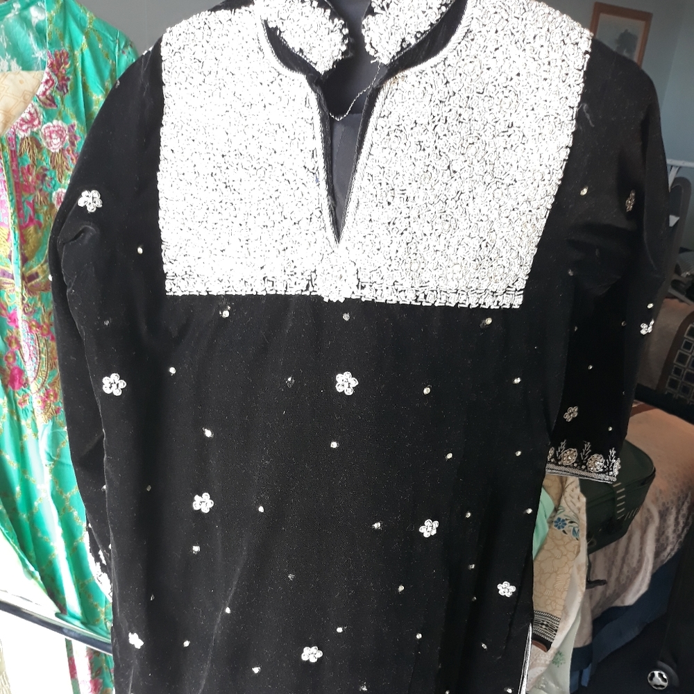 Velvet paki dress